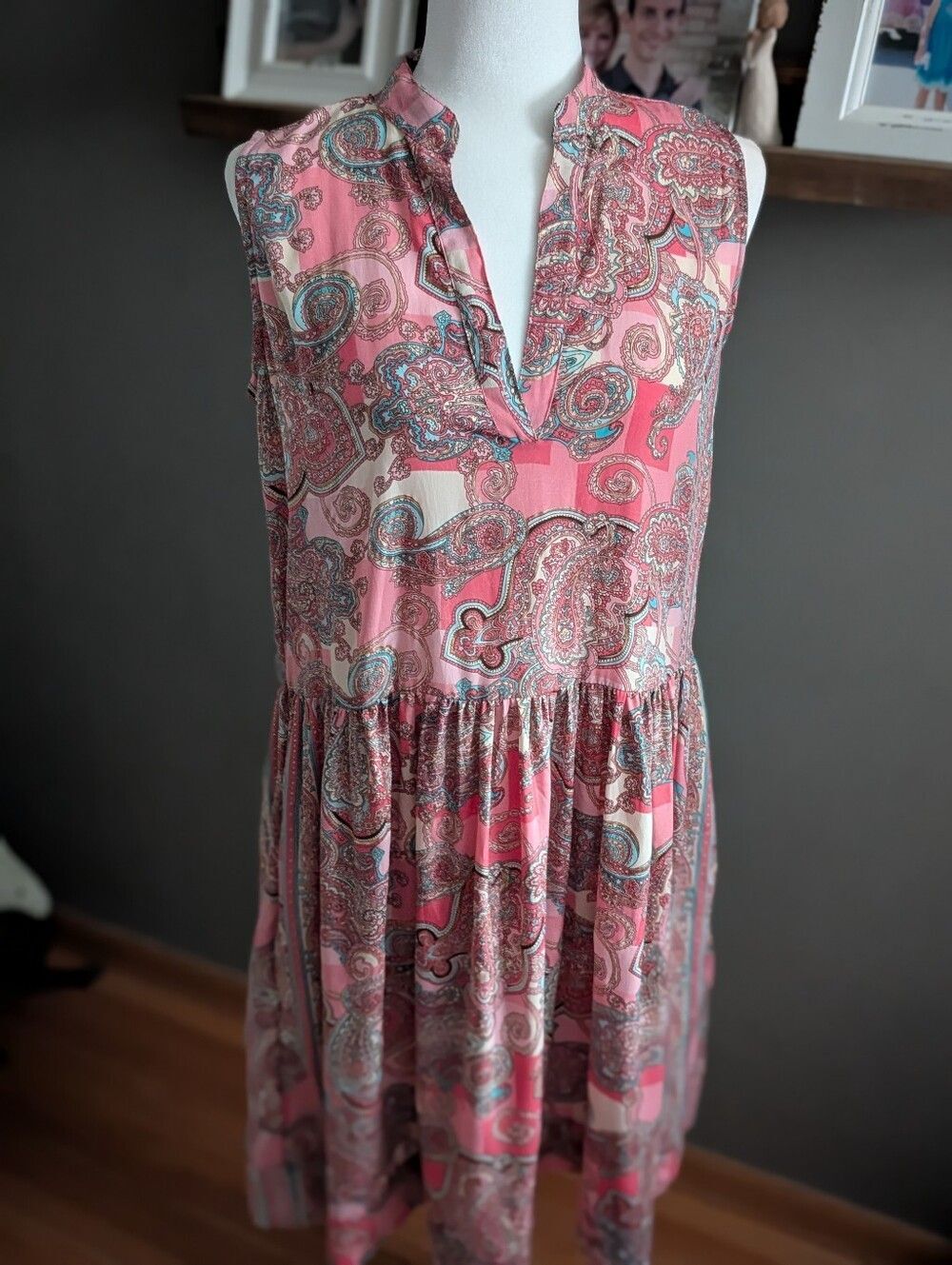 Paani Size Small Boho Pink Paisley Drop Waist Sleeveless Tiered Flowy Midi Dress